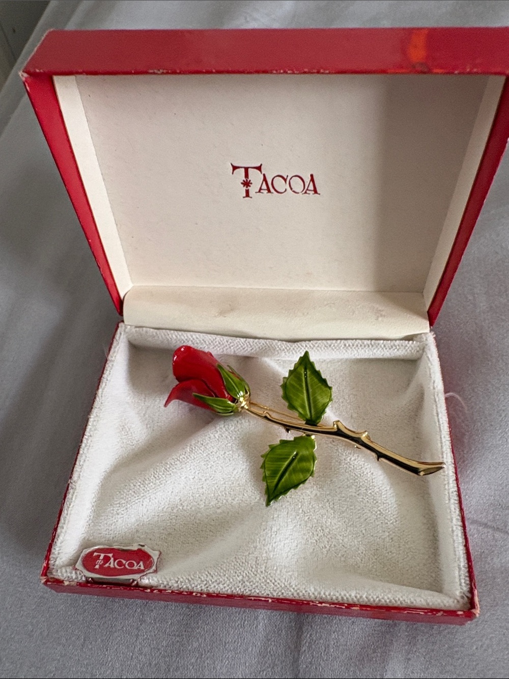 Red Rose Brooch with Green Leaves - Elegant Women's Jewelry